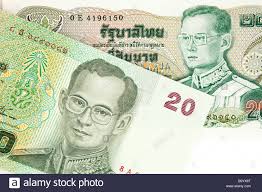 Die thailändische währung baht, zahlungsmittel und preise in thailand. Geld Thailandische Wahrung Detail Der Alten Und Neuen Thailand 20 Baht Banknoten Stockfotografie Alamy