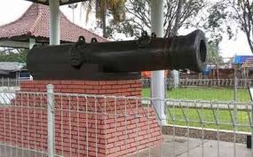 We did not find results for: Kerajaan Banten Letak Sejarah Silsilah Peninggalan Kerajaan Banten Salamadian