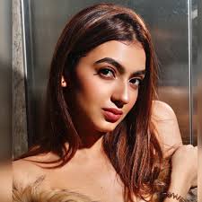 I give 'em goosebumps every time // hmu- @afunglin 📸- @tanujsfotografia  outfit 👗- @astrthelabel 🖤🧿🧿🧿🧿