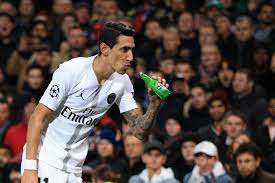 Ángel fabián di maría (spanish pronunciation: Angel Di Maria Trinkt Beim Psg Sieg Gegen Manchester United Ein Bier Alle Feiern S Watson