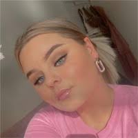 20+ "Amber Cochrane" profiles