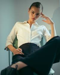 Mila Veledinova | Blow Models