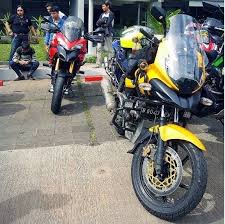 Kecintaan kami terhadap sepeda ditambah dengan keinginan yang kami juga mengadakan kompetisi nasional kurir sepeda sebagai ajang silaturahmi. Pulsar 220f Modification Pulsar 220 Modified Pulsar Bike Photo