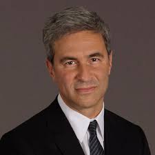 Smithsonian Institution CEO And Leadership: Executives and Demographics