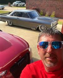 Always been a fan of Daddy Dave. His attitude, driving style, and knowledge  make him one of the best in the game. 👊