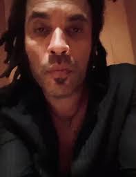 @LennyKravitz's video Tweet