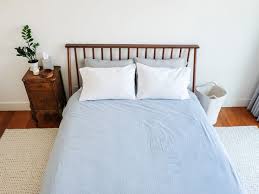 Arranging your bedroom furniture doesn't have to be hard. 4 Ways To Cut Clutter In Your Bedroom