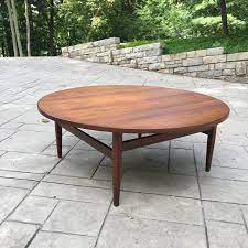 The mod coffee table combines bent legs with round, low profile top. 1960s Mid Century Modern Round Walnut Coffee Table For Sale Image 9 Of 9 Round Coffee Table Modern Walnut Coffee Table Modern Round Walnut Coffee Table