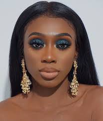 Her Instagram Vanessa Gyimah Blue Blueeyemakeup Makeup Christmas Glitter Jaclynhill Eyemakeup Gorgeous Makeup Blue Eye Makeup Dark Skin Makeup