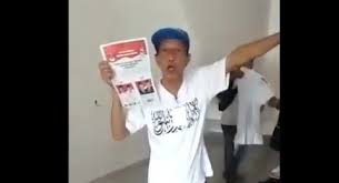 Kemudian, akan muncul form pencarian berdasarkan nama depan dan nik sesuai ktp ya guest, silahkan isikan nama depan dan nik nya guest. Surat Suara Jokowi Tercoblos Di Malaysia Bpn Prabowo Jalan Curang