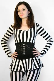 Black And White Vertical Striped Skirt Outfit Black And White Striped Cropped Sweater Black Lace Corset Belt Vertical Striped Micro Mini Skirt And Stripe Black Lace Corset Long Sleeve Shrug Cool Outfits