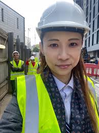 感謝天父俾我依然可以經常講中文🀄️ 感謝天父俾我依然可以著得靚靚地👗 感謝天父俾我依然可以餐餐食得好🍱 感謝天父俾我依然可以日日餵鴨仔🦆  感謝天父俾我依然可以誠實做自己🧝🏻‍♀️ 感謝天父俾我依然可以見識新事物🌅 感謝天父俾我可以邊工作又邊事奉⛪️ 兩年了 ...