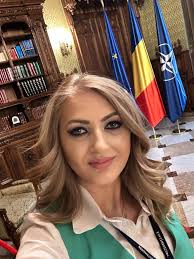 Ora 20:00 ! Editie Speciala ! cu Gabriela Cosmina Calitescu & Radu Moraru !