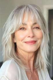 How will I look with platinum blonde hair?