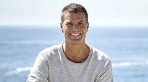 Chef pete evans, famous for being on one of those interminably tedious cooking shows, maybe masterchef, or the other one, my kitchen rules, it doesn't matter which. Celeb Net Worth How Much Money Does Pete Evans Make Latest Income Salary