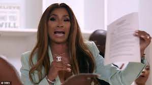 Vh1 love & hip hop 731.818 views9 months ago. Rihanna Trolls Fans With Love Hip Hop Meme Poking Fun Of Her Long Delayed Ninth Album Daily Mail Online