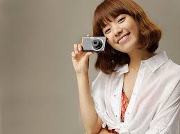 It is ideal for fair women who are a victim of loose skin and wrinkles due to age. Best Perms For Short Hair In Singapore
