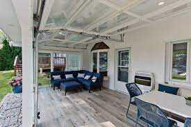 The garage door man offers expert, affordable garage door services, installations and garage door repair, including spring repair. Sunroom Maritim Wintergarten Detroit Houzz