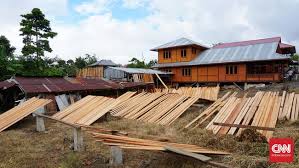 Rumah kayu pasang siap indonesia. Cerita Rumah Panggung Woloan Kebanggaan Tomohon