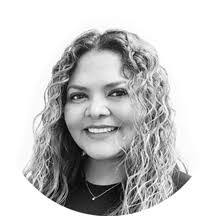 Norma Platt's Instagram, Twitter & Facebook