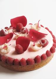 Tarte Inspiration Ispahan Rose Letchis Framboises Olivia Patisse Gateaux Et Desserts Framboise Patisserie