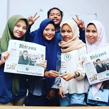 Read local news, crime news, politics news and more local news in hindi. Harianbhirawa Instagram Posts Gramho Com