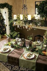 Braune Tischdeke Und Grune Servietten Tischdeko Weihnachten Tischdekoration Weihnachten Christmas Tablescape