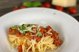 Bolognese Favorite Food By Lari Rezept In 2020 Lebensmittel Essen Lieblingsessen Nudeln Mit Hackfleisch