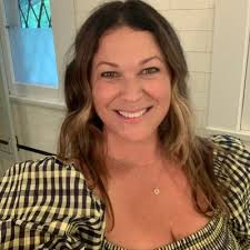 Mary Jane S Neumann (Maryjaneneumann@)