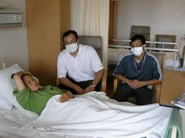 Multidisipliner çalışmayı kendine amaç edinen liv hospital ankara, bilimsel çalışmaların pratiğe dönüştürülerek el ele yürütüldüğü bir liv hospital ankara, alanında söz sahibi olan ve deneyimli hekim kadrosuyla sizlere kaliteli bir hayat sunmayı hedefliyor. Saya Bersama Dr Zaki Zamani Melawat Dua Orang Ketua Wanita Umno Cawangan Dalam Bahagian Kuala Kedah Yang Sedang Terlantar Sakit Di Hospit Wanita Orang Penuaan