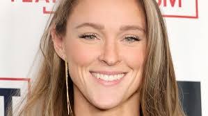 Lucy Travis's Instagram, Twitter & Facebook