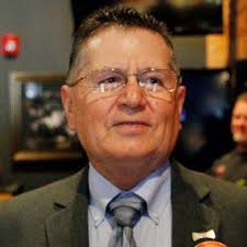 St. Elmo Server Retires After 42 Years