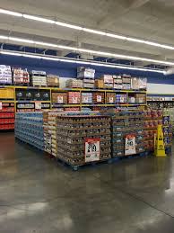 Foodmaxx Example Of Pallet Display Island I Want To Do This On The Flex Floor Pallet Display Pallet Flooring