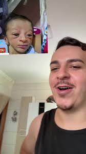Bebê Sorrindo em Chamadas de Vídeo: Momentos Fofos
