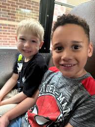 Ms. Smallwood and Ms. Gilmer's class enjoyed a guest reader and special  Turkey craft today!