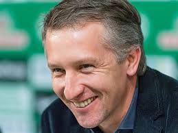 Iz ovog njemačkog nogometnog kluba je potvrđeno kako je ugovor potpisan i da će, prema njemu, hajrović dres werdera nositi do 2018. Verstarkung Werder Bremens Manager Frank Baumann Strahlt Zuversicht Aus Izet Hajrovic Vor Dem Absprung Unklarheit Bei Luca Caldirola Kicker