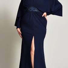 4) classic red plus size lace dress. 18 Best Plus Size Mother Of The Groom Dresses Of 2021