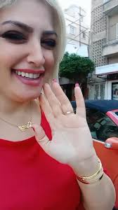 انا وسيارتي 👑🚗 #souzynjeim #فولو #عودة_بقوة_من_جديد😜  #متابعة_قلب_تعليق_مشاركة_