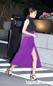 Seohyun Snsd Snsd Seohyun Seohyun Good Posture Seohyun Elegance Seohyun Posture Seohyun Body Seolhyun Seolhyun Seolhyun Korean Beauty Aesthetic People