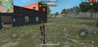 In free fire, players can freely choose their starting point with their parachute and aim to stay in the safe zone for as long as possible. Pubg Vs Free Fire Which One Is Better In 2021 Sb Mobile Mag