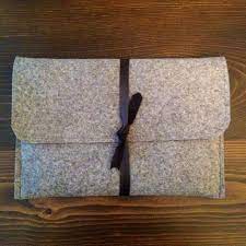 Diy Felt Leather Laptop Sleeve Storefront Life Felt Diy Leather Laptop Sleeve Sewing Tutorials Bags