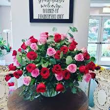 Learn more on traditional easter flowers to have and gift for your celebrations and get a few gift ideas along the way! Miss Daisy S Flowers Event S Showroom Home Facebook