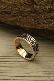 Unique Celtic Men S Wedding Band With Antique Finish Etsy Wedding Rings Rose Gold White Gold Wedding Rings Mens Wedding Bands