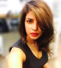 Priyanka Chopra Turns Heads With Her Short Hair Cut Priyanka Chopra Shorter Hair Cuts And Hair Cuts