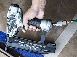The Lightweight Hitachi Nt50ae2 2 Inch 18 Gauge Brad Nailer Is An Ideal Tool For A Small Carpentry Projects Brad Nailer Nailer Cordless Power Tools