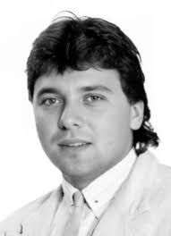 Player photos for the 1979-80 Welland Cougars at hockeydb.com