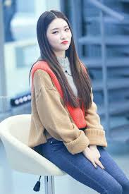 Roller Coaster Omona Deep Blue Eyes I M Gonna Be A Star Kpop Fashion Korean Fashion Kpop Girls