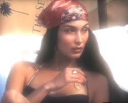 🎸Glass guitar by ig @miekehaaseai