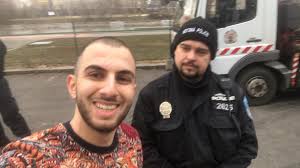 Update information for mike pan ». Zapomenuty Cesky Podnikatel A Provokater Mike Pan Sproste Nadaval Kdyz Ho Tahali Z Auta Pry Se Mu Zabehl Pes Nas Region