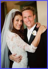 They've been married for just over a year. Kate Walsh Biography Family And Childhood Photos Height And More Biography Pen
